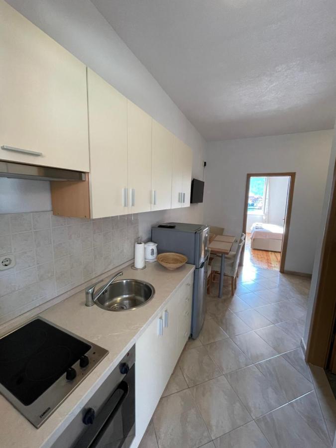 Ivan I Matej Apartments Blace Eksteriør billede