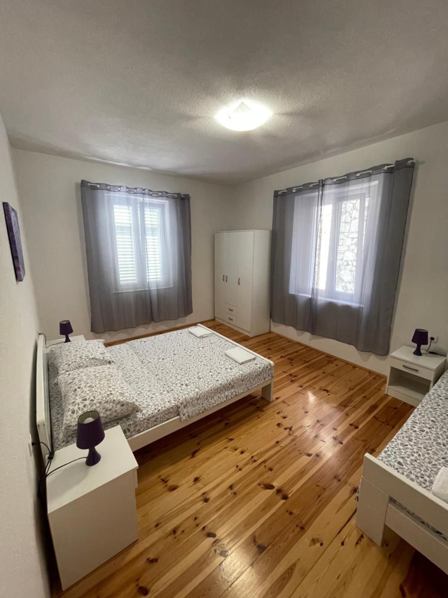 Ivan I Matej Apartments Blace Eksteriør billede